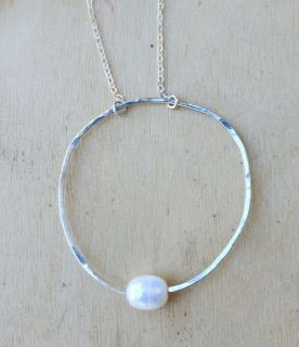 hammered silver open circle floating white pearl necklace