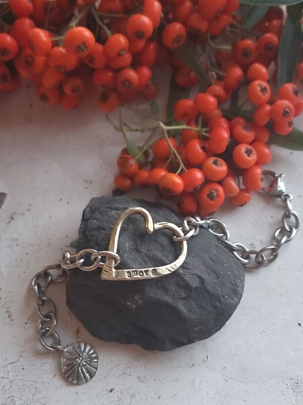 chunky chain white bronze open heart bracelet
